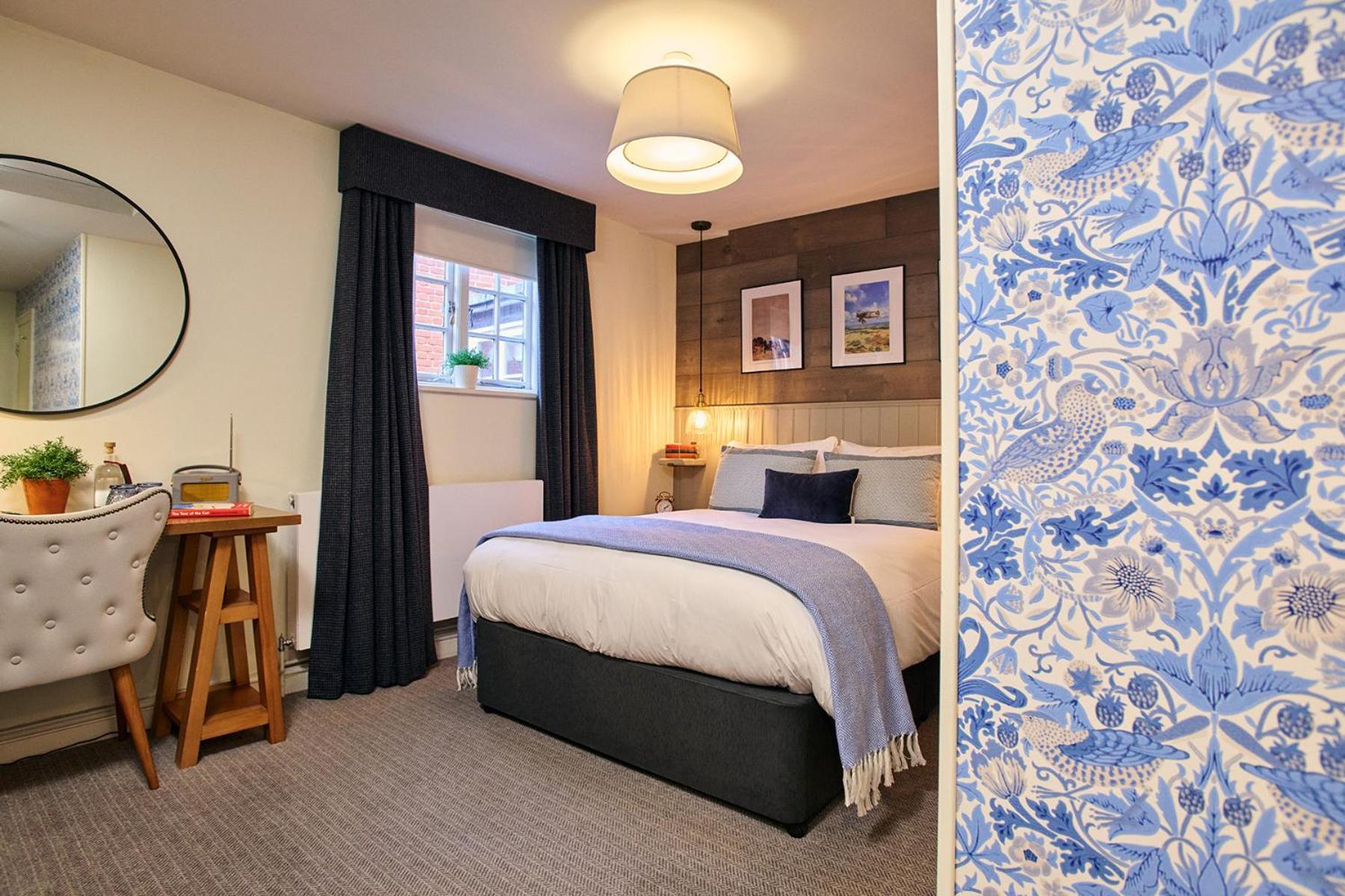 The Red Lion Hotel Odiham Buitenkant foto